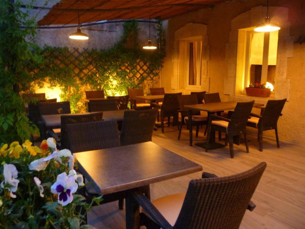 Val Baussenc, The Originals Relais Hotel Maussane les Alpilles Ngoại thất bức ảnh
